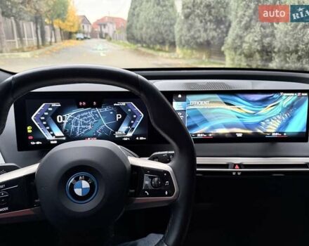 Чорний БМВ iX, об'ємом двигуна 0 л та пробігом 84 тис. км за 48500 $, фото 105 на Automoto.ua