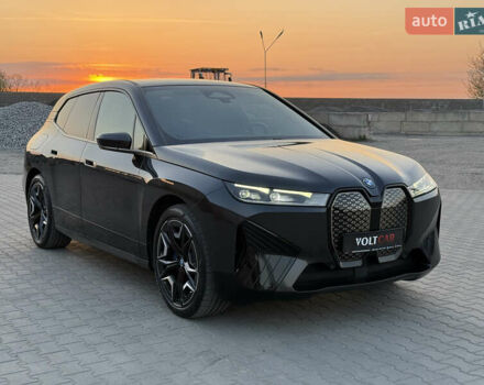 Черный БМВ iX, объемом двигателя 0 л и пробегом 64 тыс. км за 45000 $, фото 13 на Automoto.ua