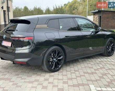 Черный БМВ iX, объемом двигателя 0 л и пробегом 32 тыс. км за 43500 $, фото 14 на Automoto.ua