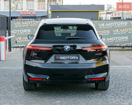 Черный БМВ iX, объемом двигателя 0 л и пробегом 29 тыс. км за 75000 $, фото 9 на Automoto.ua