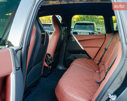 Черный БМВ iX, объемом двигателя 0 л и пробегом 29 тыс. км за 75000 $, фото 34 на Automoto.ua