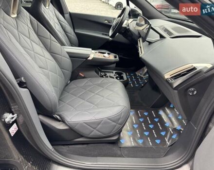 Черный БМВ iX, объемом двигателя 0 л и пробегом 37 тыс. км за 77900 $, фото 42 на Automoto.ua