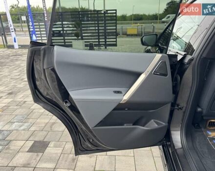 Черный БМВ iX, объемом двигателя 0 л и пробегом 37 тыс. км за 77900 $, фото 31 на Automoto.ua