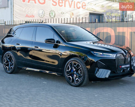 Черный БМВ iX, объемом двигателя 0 л и пробегом 29 тыс. км за 75000 $, фото 2 на Automoto.ua