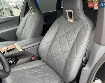 Черный БМВ iX, объемом двигателя 0 л и пробегом 37 тыс. км за 77900 $, фото 19 на Automoto.ua