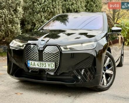 Чорний БМВ iX, об'ємом двигуна 0 л та пробігом 84 тис. км за 48500 $, фото 6 на Automoto.ua