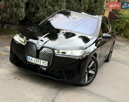 Чорний БМВ iX, об'ємом двигуна 0 л та пробігом 84 тис. км за 48500 $, фото 2 на Automoto.ua