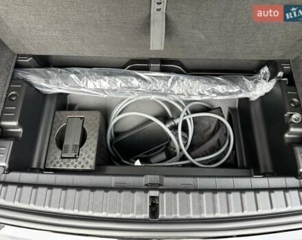 Черный БМВ iX, объемом двигателя 0 л и пробегом 32 тыс. км за 43500 $, фото 40 на Automoto.ua