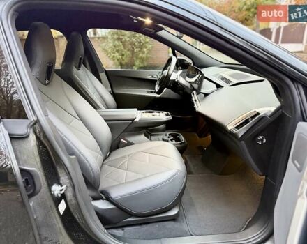 Чорний БМВ iX, об'ємом двигуна 0 л та пробігом 84 тис. км за 48500 $, фото 84 на Automoto.ua