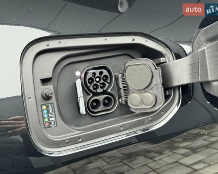 Черный БМВ iX, объемом двигателя 0 л и пробегом 37 тыс. км за 77900 $, фото 46 на Automoto.ua