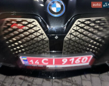 Черный БМВ iX, объемом двигателя 0 л и пробегом 165 тыс. км за 39000 $, фото 13 на Automoto.ua