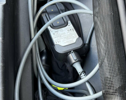 Чорний БМВ iX, об'ємом двигуна 0 л та пробігом 66 тис. км за 59900 $, фото 14 на Automoto.ua