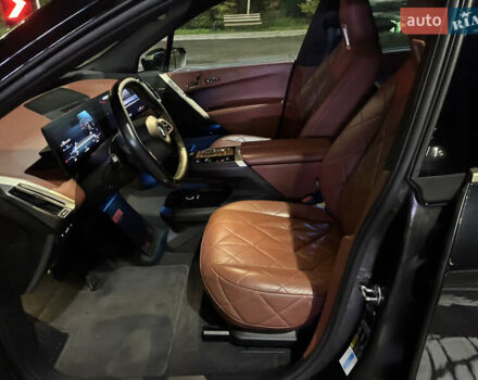 Черный БМВ iX, объемом двигателя 0 л и пробегом 165 тыс. км за 39000 $, фото 15 на Automoto.ua