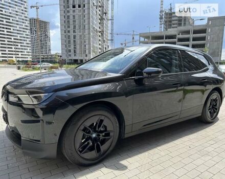 Чорний БМВ iX, об'ємом двигуна 0 л та пробігом 12 тис. км за 73222 $, фото 134 на Automoto.ua