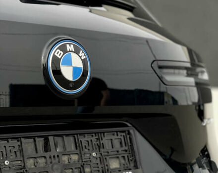 Черный БМВ iX, объемом двигателя 0 л и пробегом 27 тыс. км за 50000 $, фото 22 на Automoto.ua