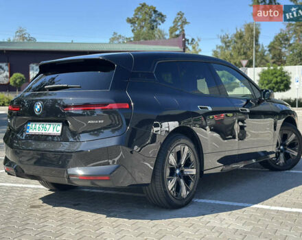 Черный БМВ iX, объемом двигателя 0 л и пробегом 14 тыс. км за 51999 $, фото 18 на Automoto.ua