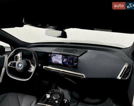 Черный БМВ iX, объемом двигателя 0 л и пробегом 27 тыс. км за 50000 $, фото 52 на Automoto.ua
