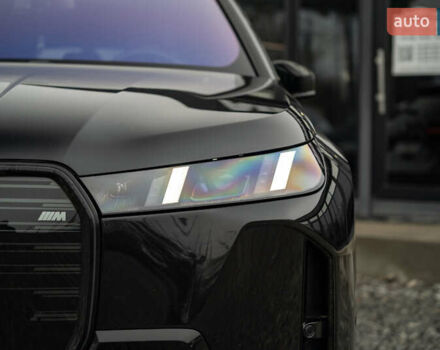 Черный БМВ iX, объемом двигателя 0 л и пробегом 40 тыс. км за 59900 $, фото 13 на Automoto.ua