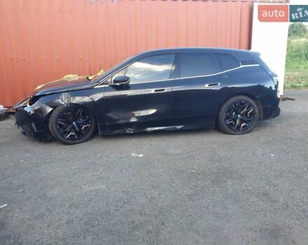 Черный БМВ iX, объемом двигателя 0 л и пробегом 30 тыс. км за 25999 $, фото 2 на Automoto.ua