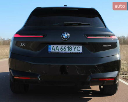 Черный БМВ iX, объемом двигателя 0 л и пробегом 83 тыс. км за 57700 $, фото 12 на Automoto.ua