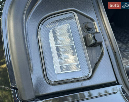 Черный БМВ iX, объемом двигателя 0 л и пробегом 14 тыс. км за 51999 $, фото 52 на Automoto.ua