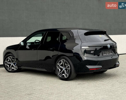 Черный БМВ iX, объемом двигателя 0 л и пробегом 27 тыс. км за 50000 $, фото 27 на Automoto.ua