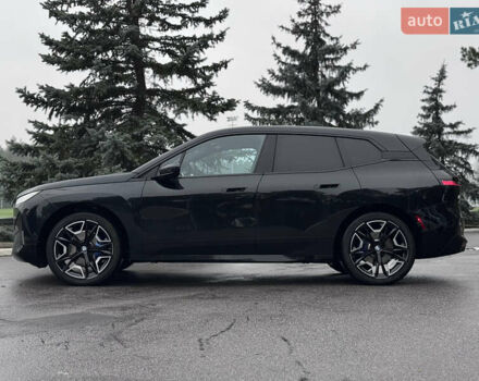 Черный БМВ iX, объемом двигателя 0 л и пробегом 18 тыс. км за 45900 $, фото 13 на Automoto.ua