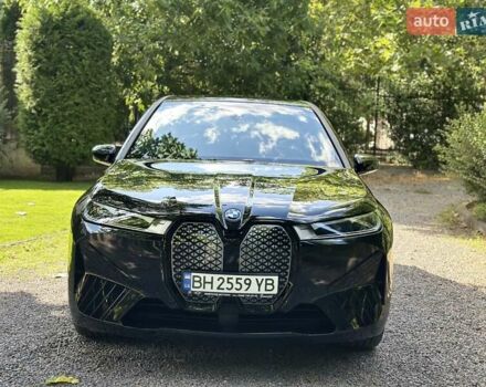 Черный БМВ iX, объемом двигателя 0 л и пробегом 48 тыс. км за 48000 $, фото 22 на Automoto.ua