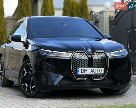 Черный БМВ iX, объемом двигателя 0 л и пробегом 57 тыс. км за 72000 $, фото 6 на Automoto.ua