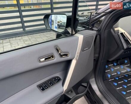 Черный БМВ iX, объемом двигателя 0 л и пробегом 45 тыс. км за 68700 $, фото 14 на Automoto.ua