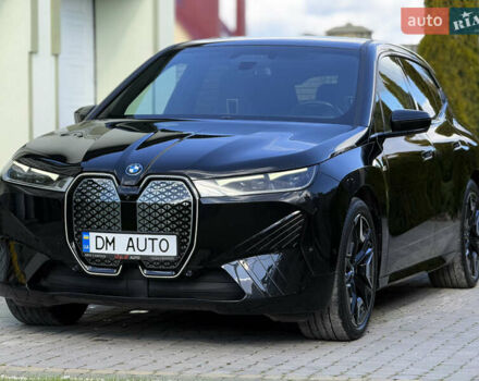 Черный БМВ iX, объемом двигателя 0 л и пробегом 57 тыс. км за 72000 $, фото 19 на Automoto.ua