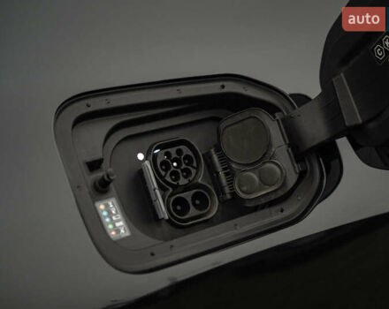 Черный БМВ iX, объемом двигателя 0 л и пробегом 40 тыс. км за 59900 $, фото 51 на Automoto.ua