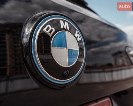 Черный БМВ iX, объемом двигателя 0 л и пробегом 67 тыс. км за 67000 $, фото 26 на Automoto.ua