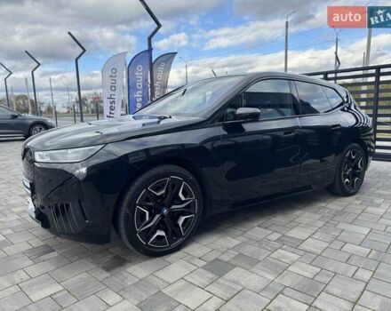 Черный БМВ iX, объемом двигателя 0 л и пробегом 45 тыс. км за 68700 $, фото 8 на Automoto.ua