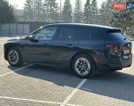 Черный БМВ iX, объемом двигателя 0 л и пробегом 113 тыс. км за 47500 $, фото 5 на Automoto.ua