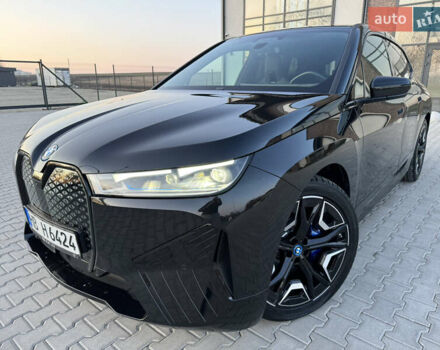Черный БМВ iX, объемом двигателя 0 л и пробегом 56 тыс. км за 45555 $, фото 5 на Automoto.ua