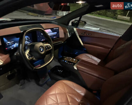 Черный БМВ iX, объемом двигателя 0 л и пробегом 165 тыс. км за 39000 $, фото 17 на Automoto.ua