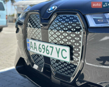 Черный БМВ iX, объемом двигателя 0 л и пробегом 14 тыс. км за 51999 $, фото 24 на Automoto.ua