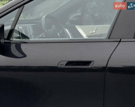 Черный БМВ iX, объемом двигателя 0 л и пробегом 18 тыс. км за 45900 $, фото 23 на Automoto.ua