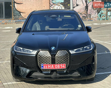 Черный БМВ iX, объемом двигателя 0 л и пробегом 113 тыс. км за 47500 $, фото 1 на Automoto.ua