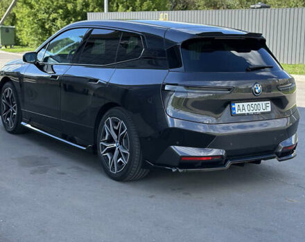 Черный БМВ iX, объемом двигателя 0 л и пробегом 54 тыс. км за 55000 $, фото 11 на Automoto.ua