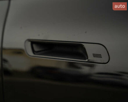 Черный БМВ iX, объемом двигателя 0 л и пробегом 40 тыс. км за 59900 $, фото 20 на Automoto.ua