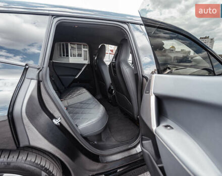 Черный БМВ iX, объемом двигателя 0 л и пробегом 67 тыс. км за 67000 $, фото 37 на Automoto.ua