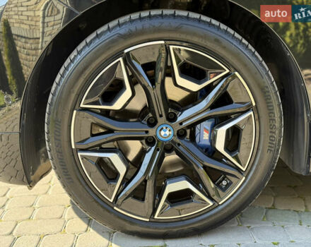 Черный БМВ iX, объемом двигателя 0 л и пробегом 57 тыс. км за 72000 $, фото 104 на Automoto.ua