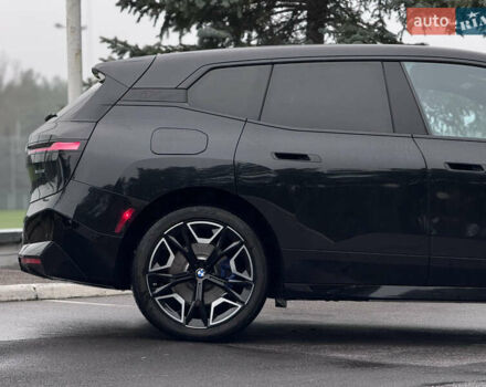 Черный БМВ iX, объемом двигателя 0 л и пробегом 18 тыс. км за 45900 $, фото 10 на Automoto.ua