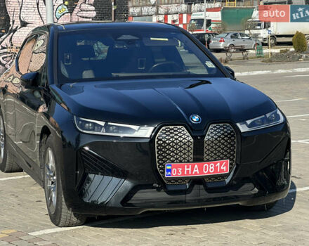 Черный БМВ iX, объемом двигателя 0 л и пробегом 113 тыс. км за 47500 $, фото 13 на Automoto.ua