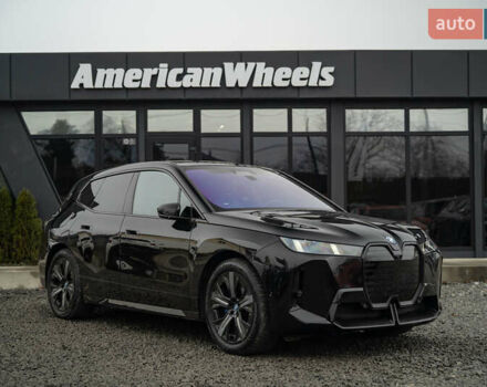 Черный БМВ iX, объемом двигателя 0 л и пробегом 40 тыс. км за 59900 $, фото 2 на Automoto.ua