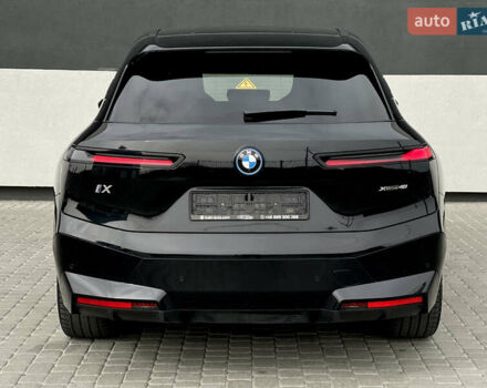 Черный БМВ iX, объемом двигателя 0 л и пробегом 27 тыс. км за 50000 $, фото 28 на Automoto.ua