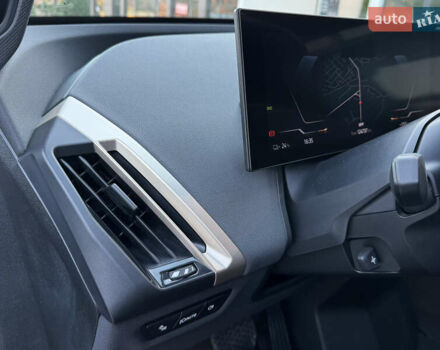 Черный БМВ iX, объемом двигателя 0 л и пробегом 125 тыс. км за 42800 $, фото 51 на Automoto.ua