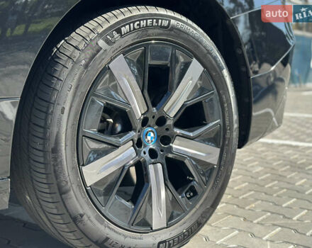 Черный БМВ iX, объемом двигателя 0 л и пробегом 14 тыс. км за 51999 $, фото 28 на Automoto.ua